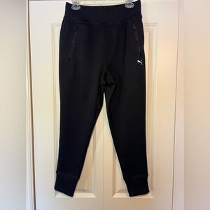 Puma women’s quilted warm cell blacker joggers. Size small. Zipper pockets.